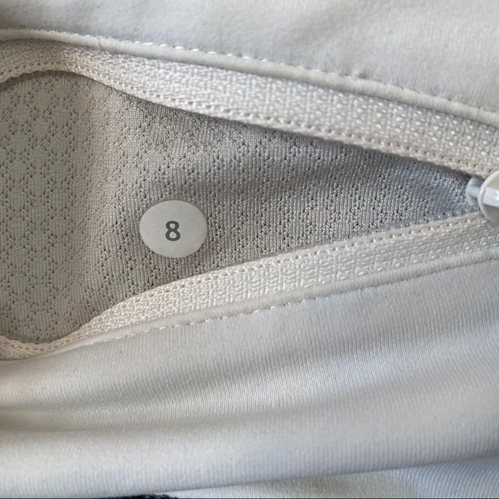 Lululemon Ruched Side Cropped Legging - Picture 2 of 8